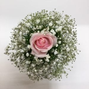 Rose and Baby’s Breath Table Arrangement