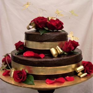 Chocolate Red Rose and Gold Accessories